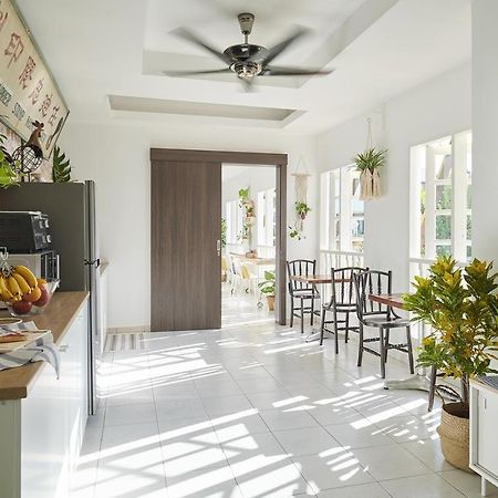 Sleepy Nomad Guesthouse Malacca Ngoại thất bức ảnh