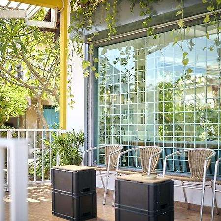 Sleepy Nomad Guesthouse Malacca Ngoại thất bức ảnh