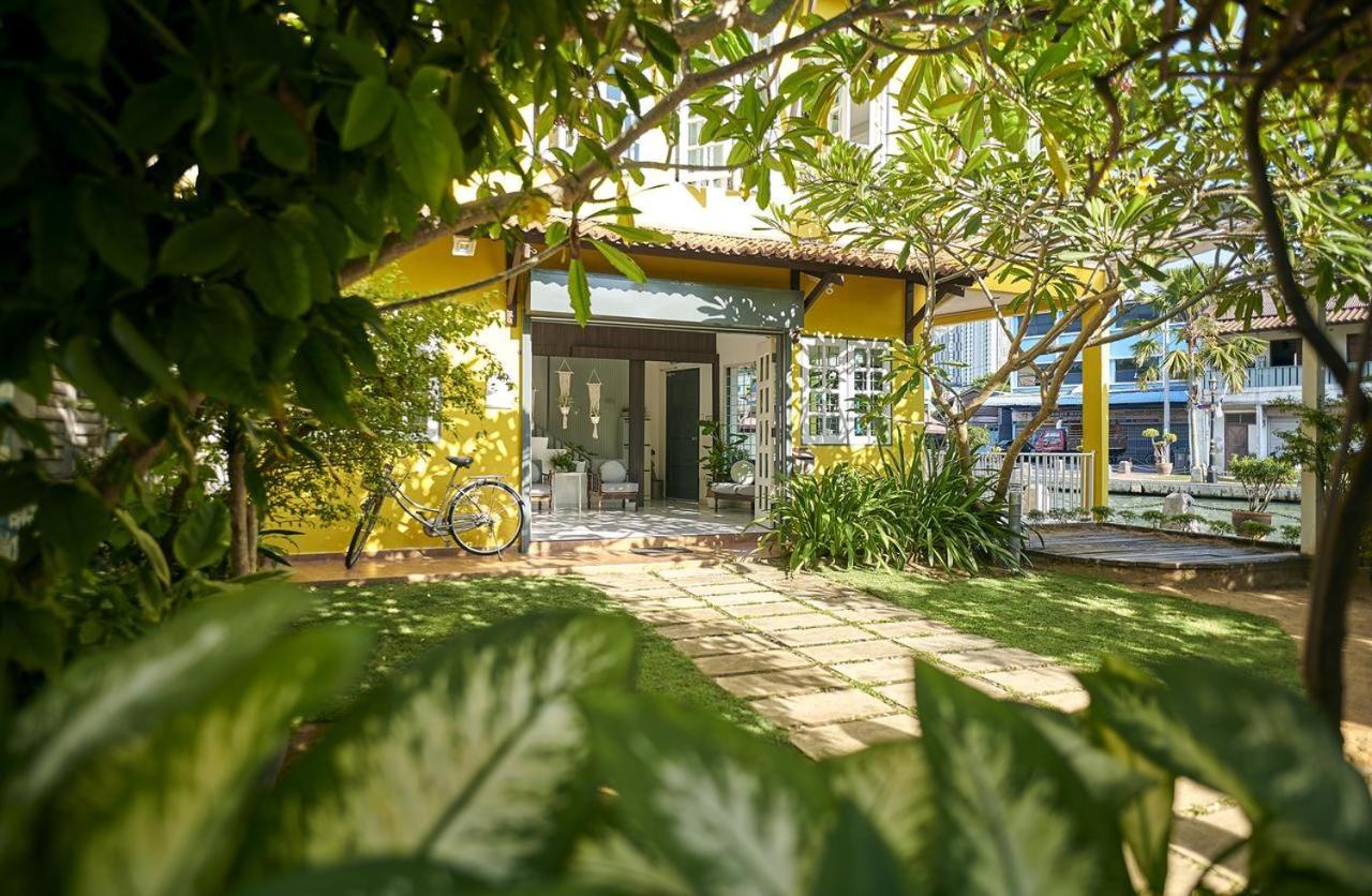 Sleepy Nomad Guesthouse Malacca Ngoại thất bức ảnh