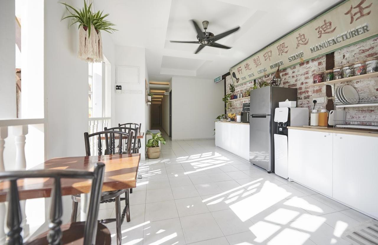 Sleepy Nomad Guesthouse Malacca Ngoại thất bức ảnh